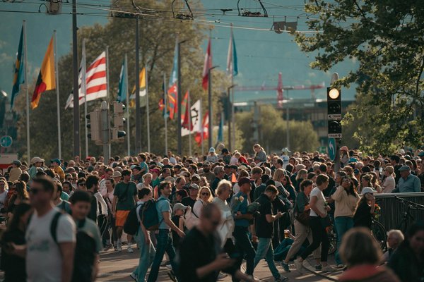 L'équité sociale et l'univers professionnel : Vers un avenir inclusif